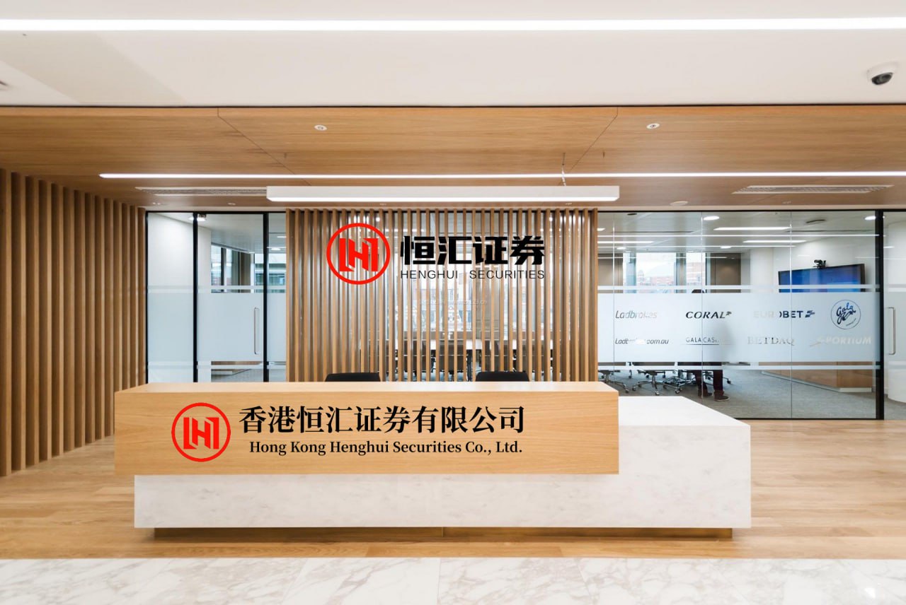 北京配资炒股 中工快评丨色情网站围猎青少年，斩断“黑手”要有疏有堵